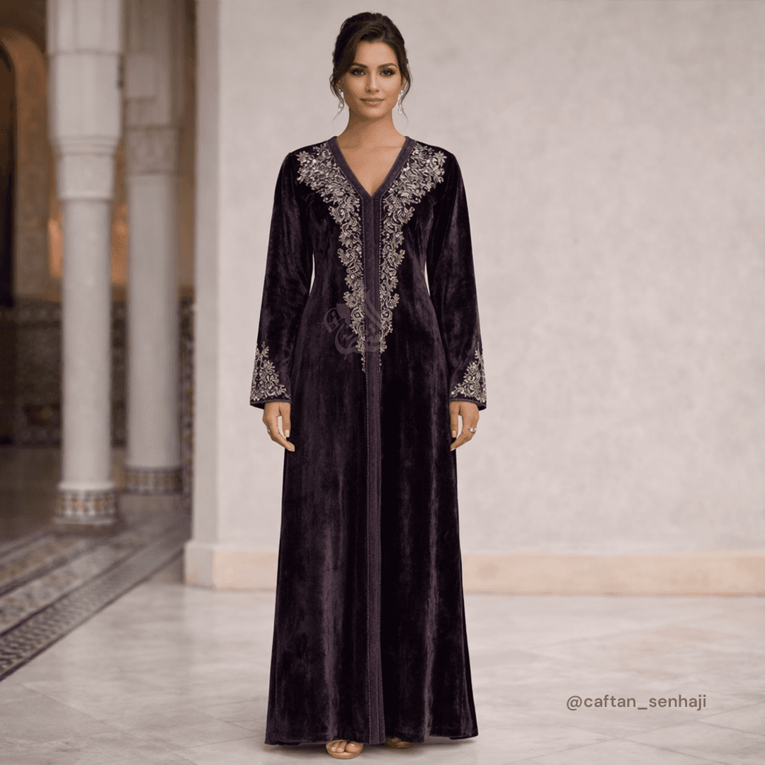 Caftan prune velours broderies rose et argent